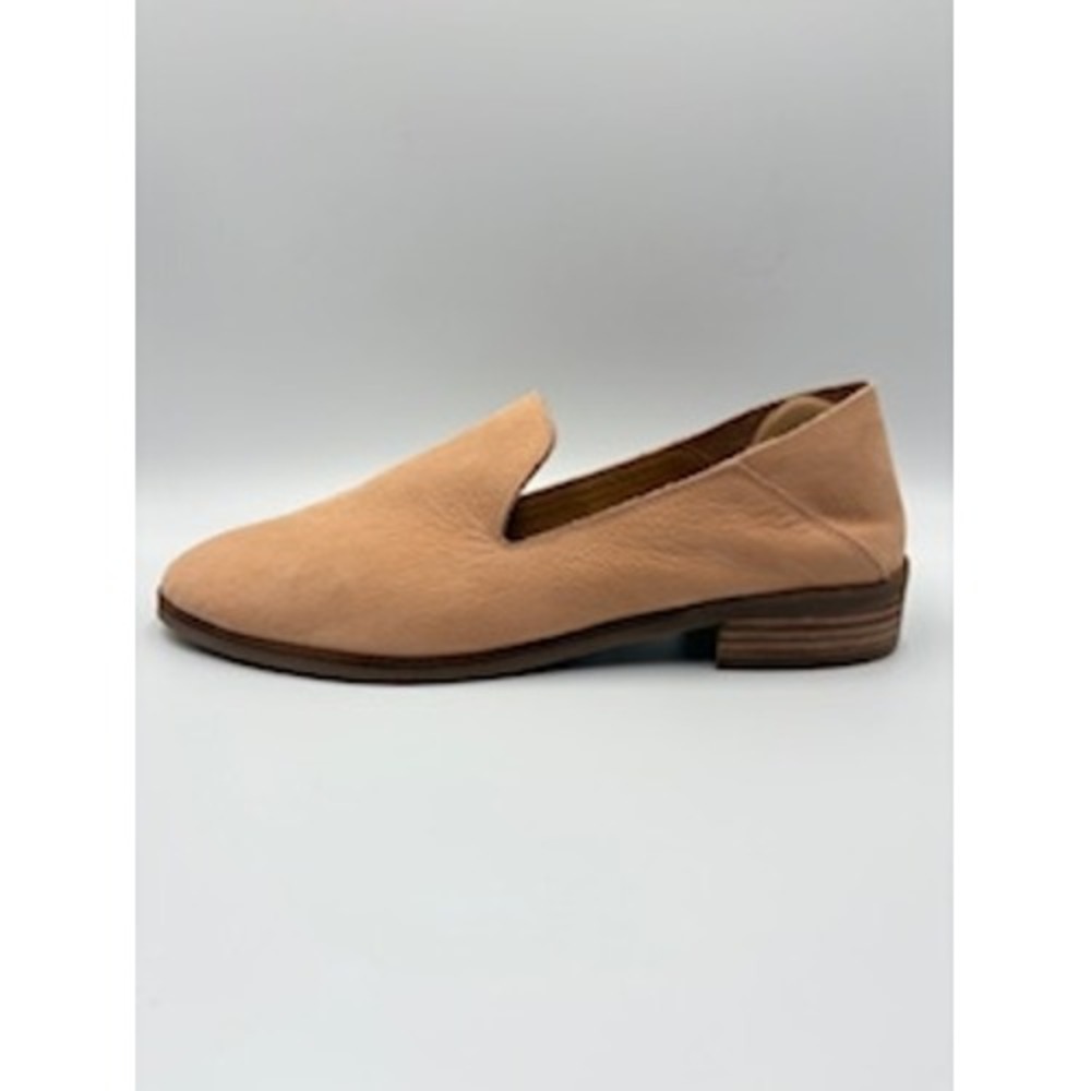 LUCKY BRAND Leather Loafers 10 Tan Beige Slip On Flats Almond Toe Casual Classic